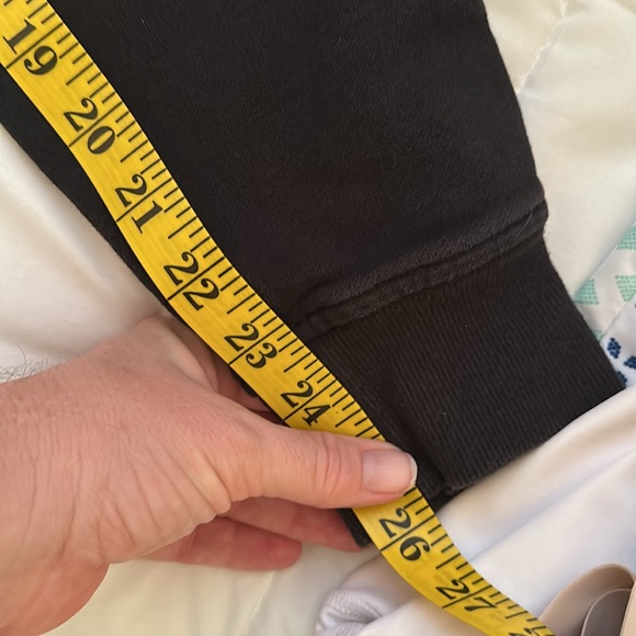 Lululemon Warm Down Jogger *28", Size 6 - Picture 11 of 11